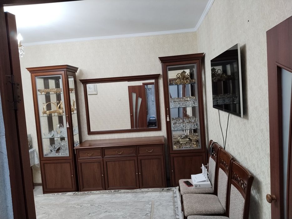 Продаётся гарнитур