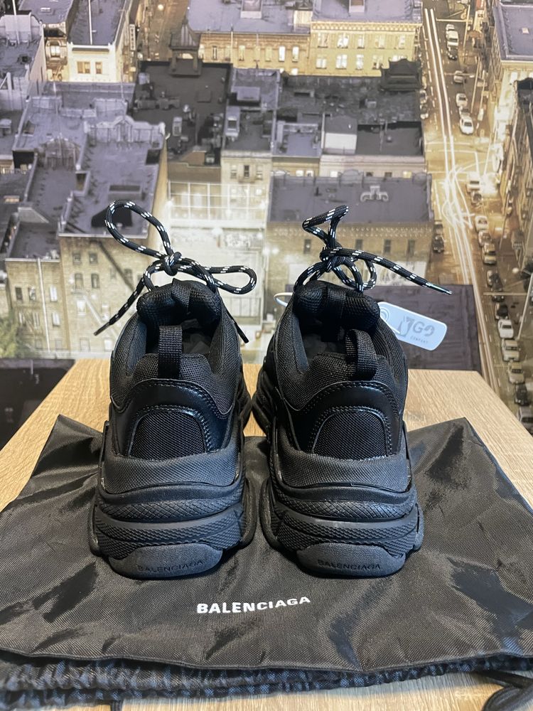 Обувки Balenciag tripple S