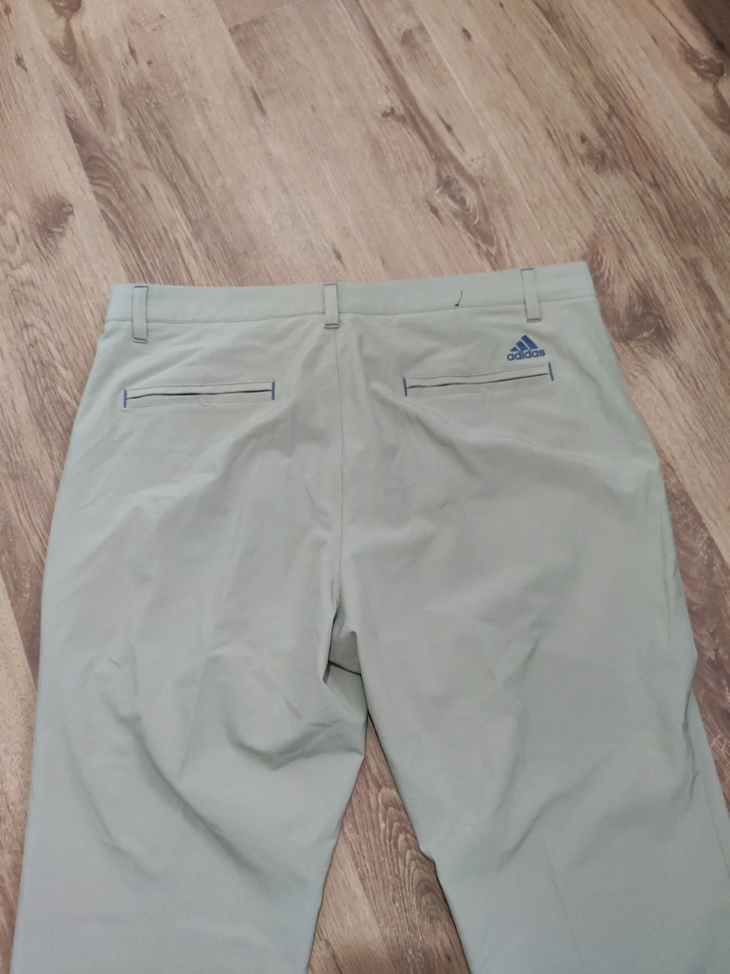 Pantaloni Adidas Golf subțiri elastici mărimea 34x30