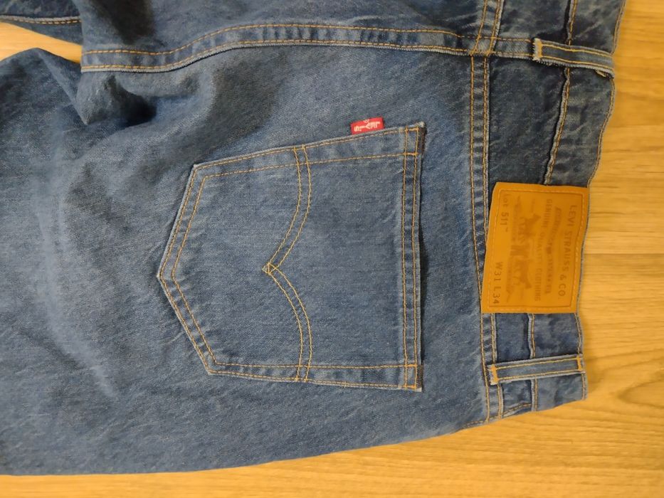 Blugi Levi's 511 Irregular W31 L34