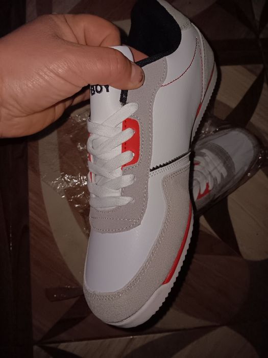 Adidas 41        .