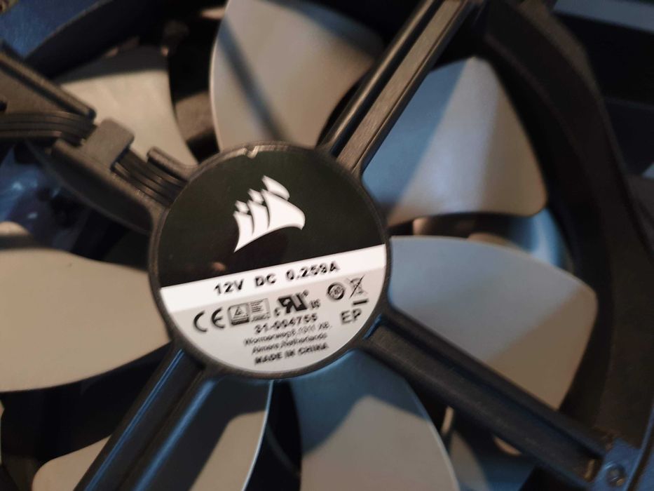 Ventilatoare Corsair ML140, FARA RGB, 6 buc.
