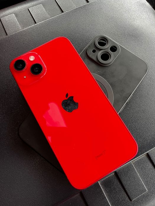 Iphone 14 256gb red, в гаранция