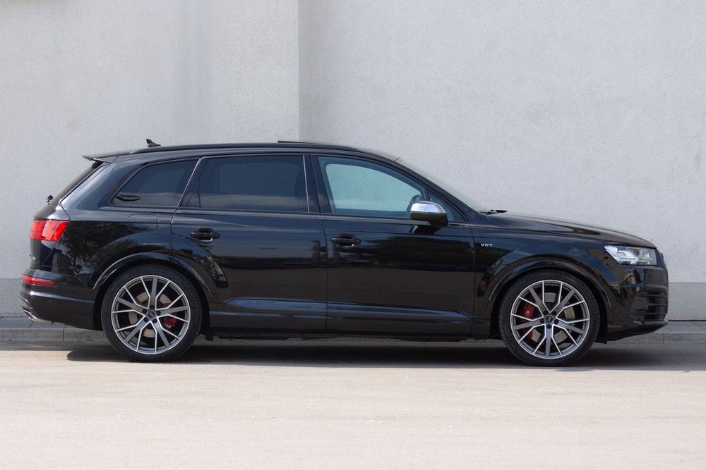 Vand/Schimb AUDI  SQ7 Quattro *PANO*BOSE*AHK*ACC*22’’*Full Option