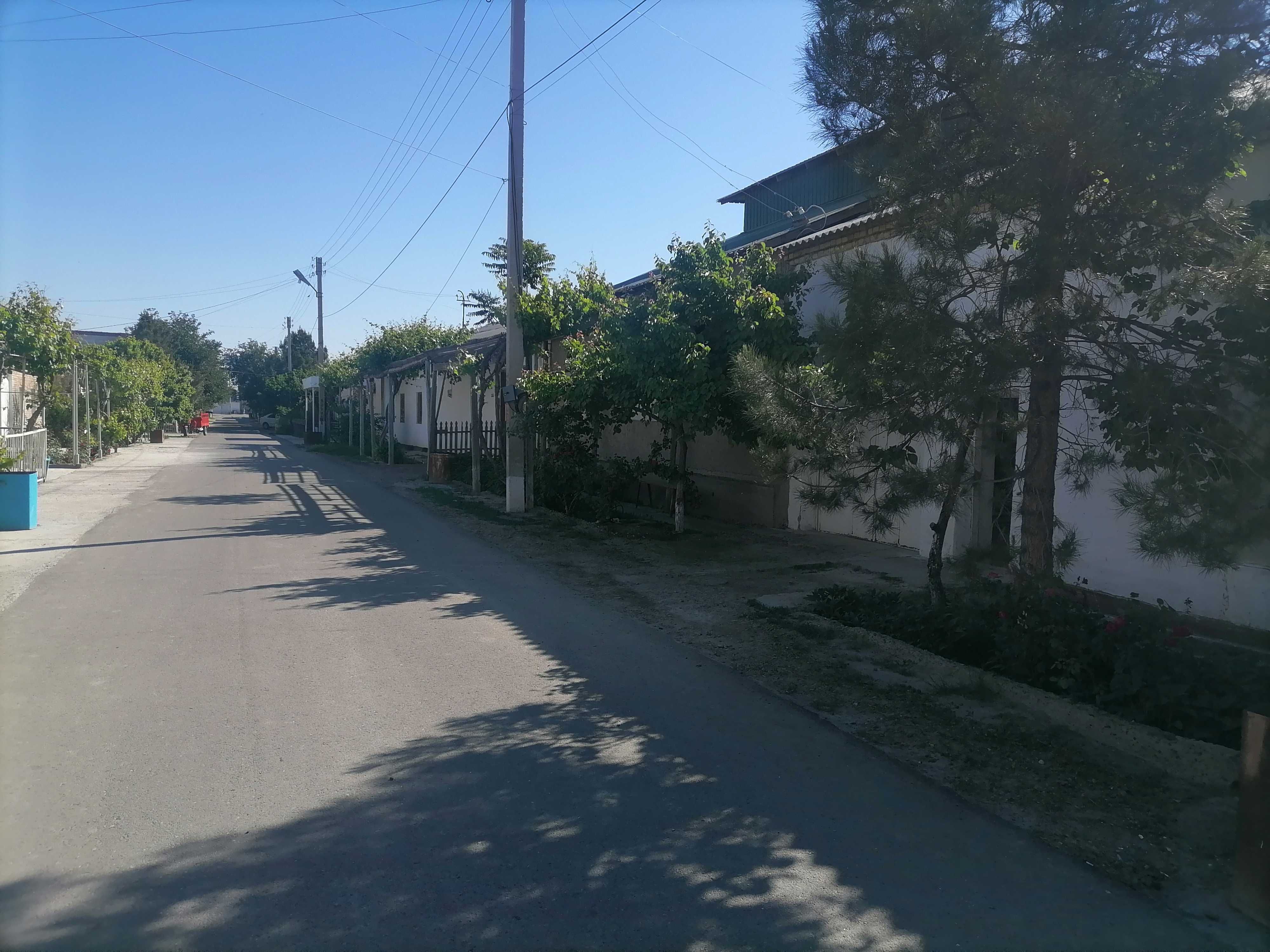 Уй сотилади 6,5 сотих