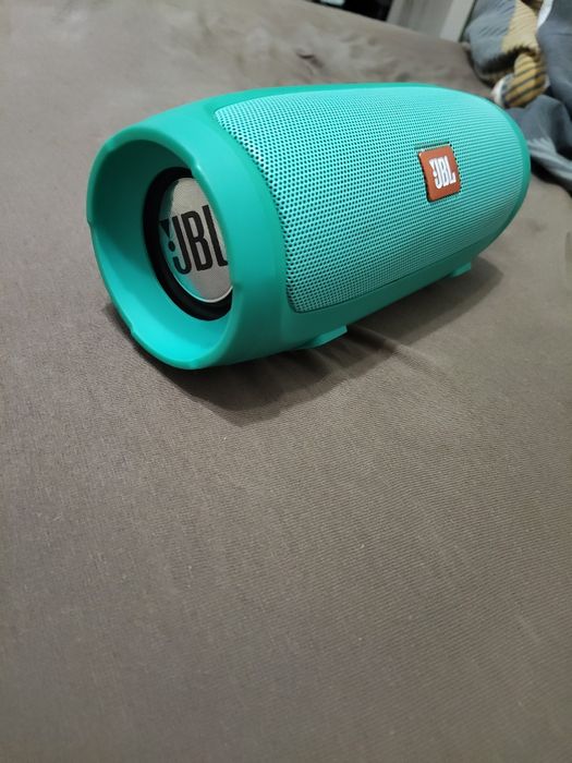 Продавам JBL колонка