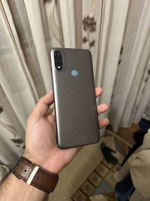 Motorola E20 32GB 4GB RAM NOU Garantie !
