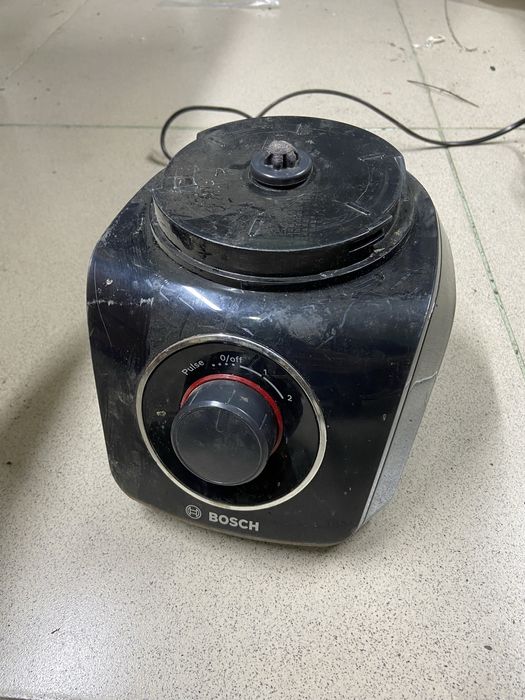 блендер Bosch MMB42G0B  на запчасти