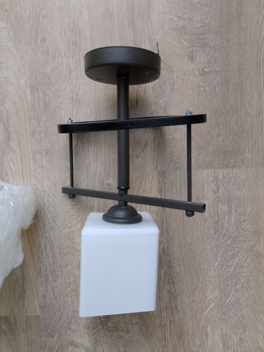 Candelabru și lustre