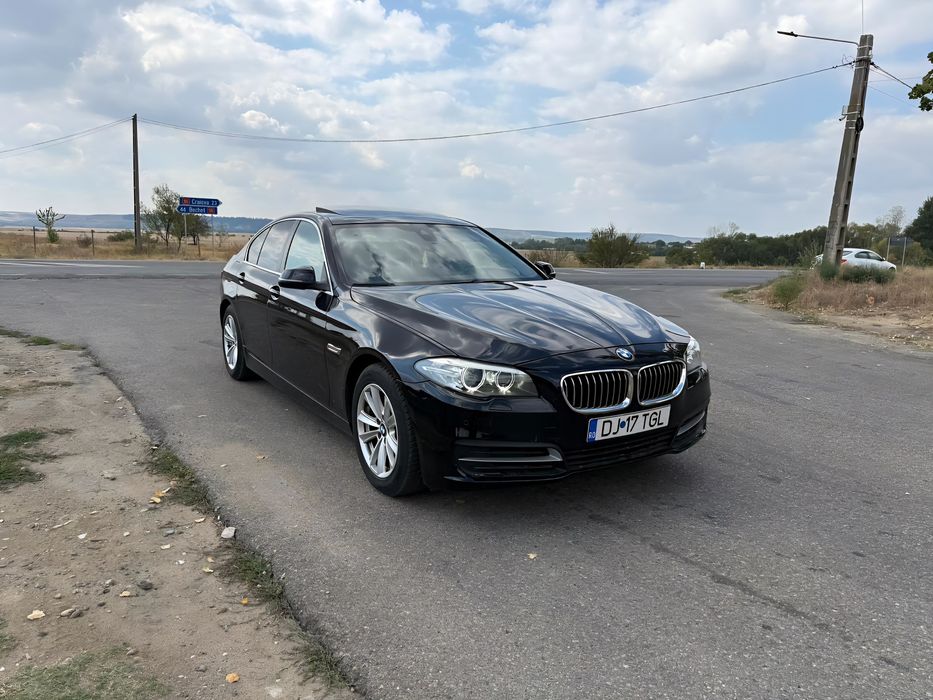 BMW Seria 5 F10 Facelift 520D Automat/2 butoane/Xdrive/Trapa
