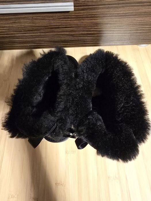 Vand ghete piele intoarsa, noi, marimea 39