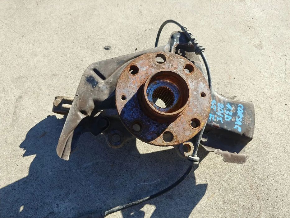 fuzeta stanga fata  1.3 cdti opel corsa e x15 2015 13388767