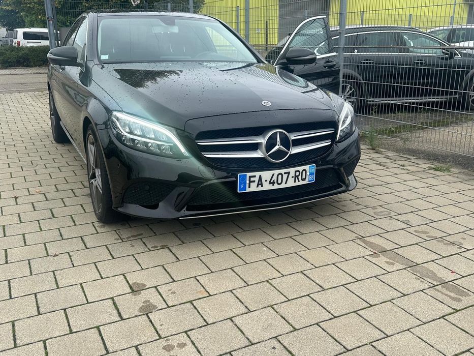 MERCEDES BENZ-C200 2018/ 2.0 Diesel/AMG Pack/FACE -LIFT