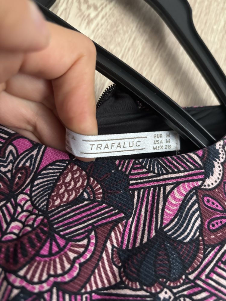 Zara, Shein рокли, топ, комплект