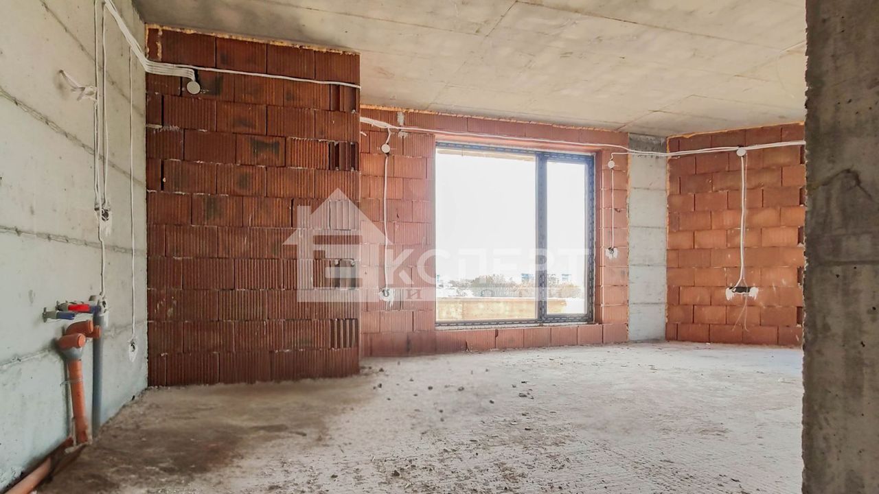 Продава се Тристаен апартамент в Пловдив, Христо Смирненски - 135 кв.м за 1149 €/кв.м - Снимка #5