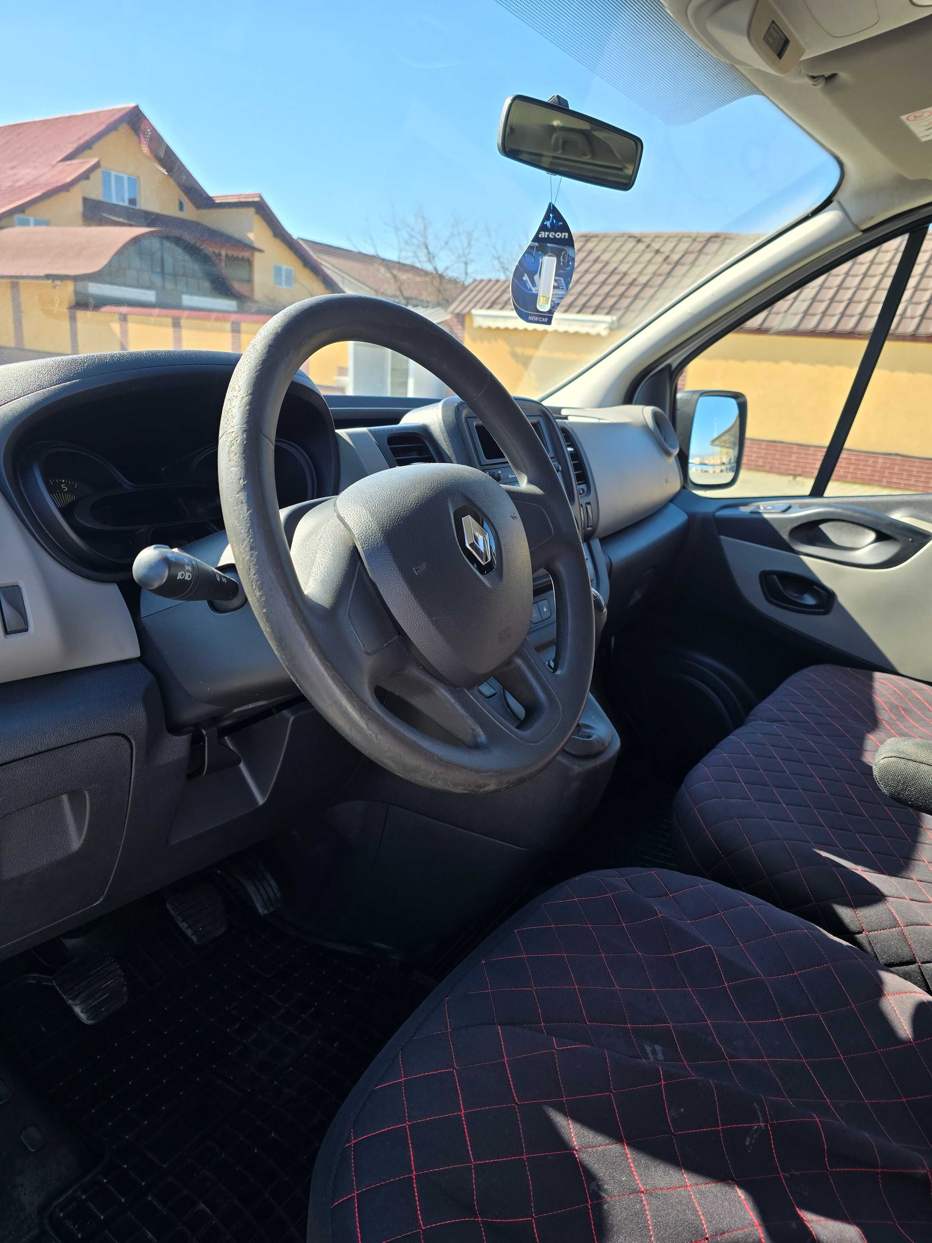 Renault Trafic 8+1 proprietar de noua