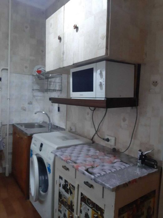 Массив Кушбеги 1/3/5 в отличном состоянии. Балкон 2*3