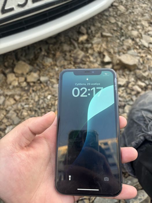 Продам айфон 11