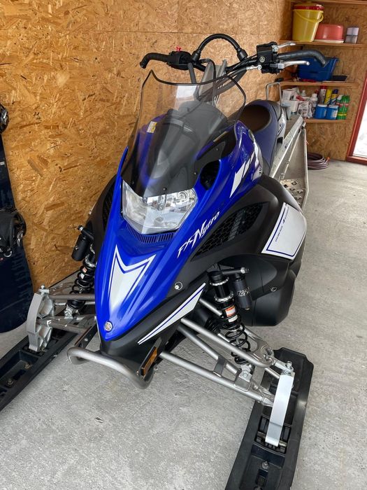 Vand snowmobil Yamaha FX Nytro MTX 153 2009