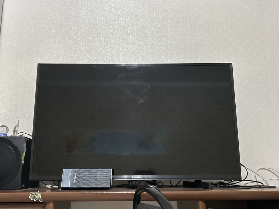 Продам телевизор hisense