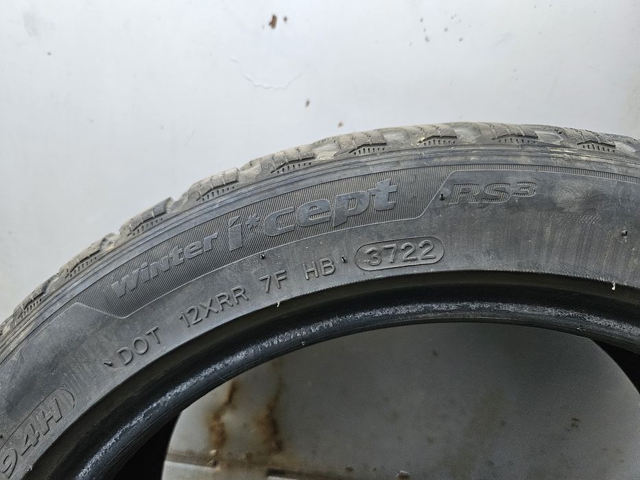 40лв на брой Зимни гуми 2 бр HANKOOK WINTER I*CEPT RS3  225/45 R17