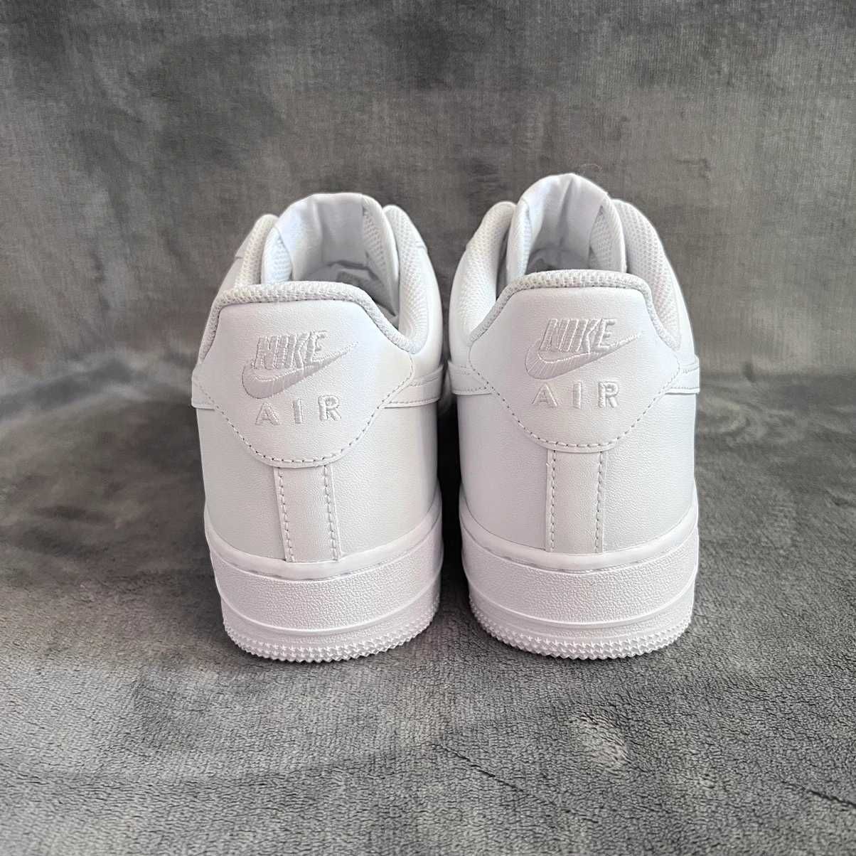 Air Force 1 ‘07 WHITE( NU off-white, trapstar, bape, yeezy, jordan)