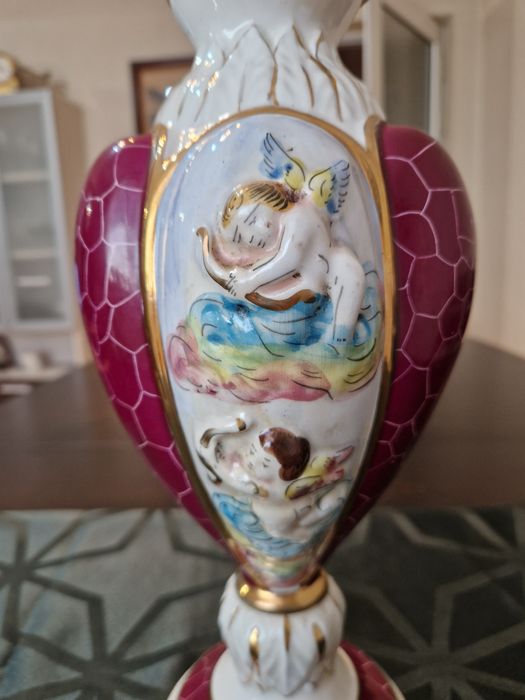 Прекрасна антикварна италианска порцеланова урна купа ваза Capodimonte