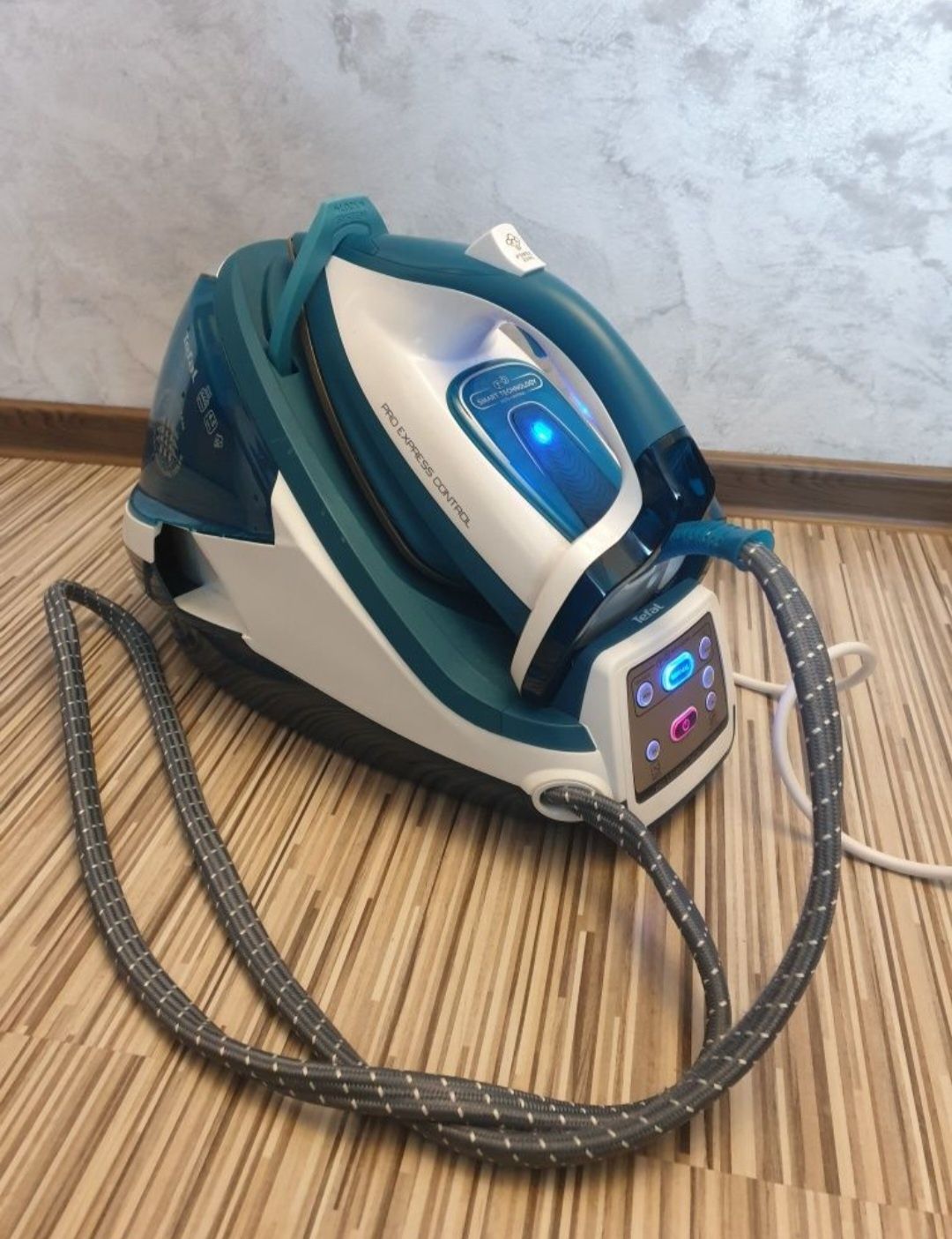 Stație călcat Tefal Pro Express Control.