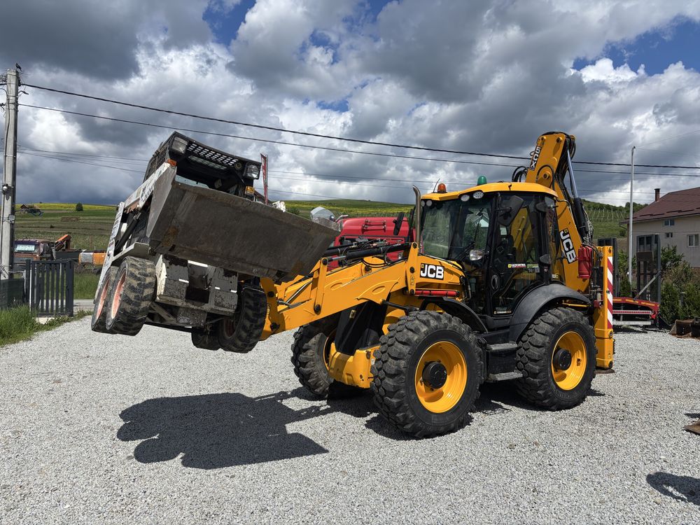 Buldoexcavator JCB 5CX 2018