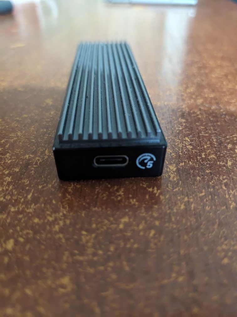 Переносной SSD диск 256gb