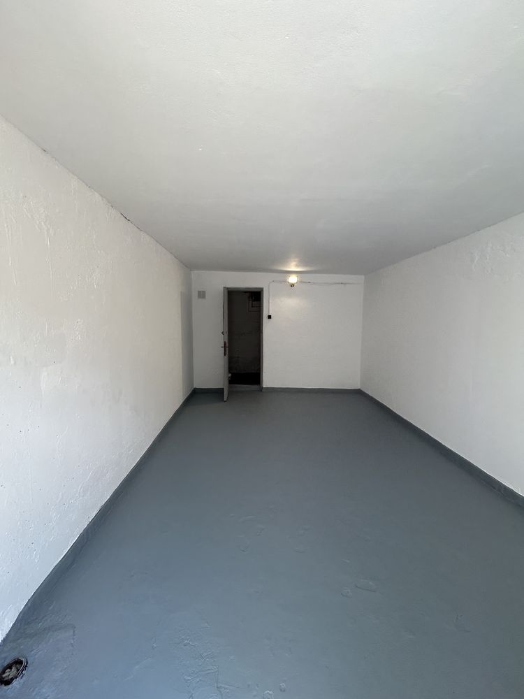 Garaj de vanzare - Parter Bloc Ultracentral