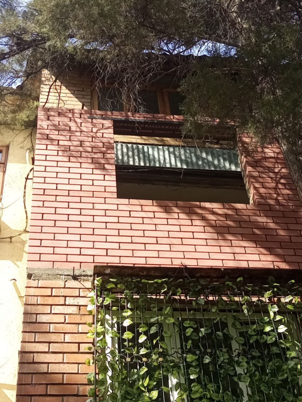 Balkonga g'isht teramiz. Kladka balkon. Керпичная кладка балканов