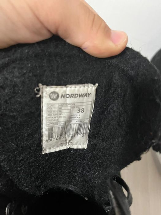 Продам коньки 2зимы катался