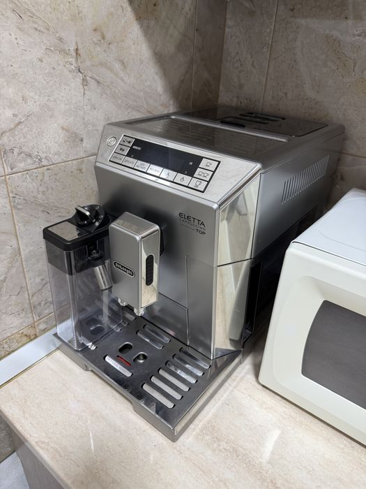 DeLonghi Eletta Cappuccino
