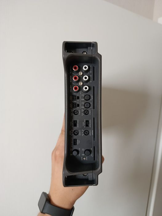 Усилвател Hertz HCP 4