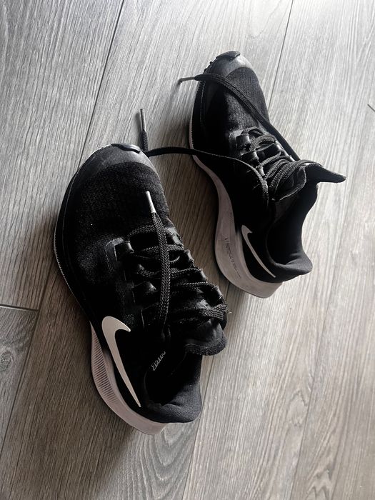 Оригинални детски маратонки Nike