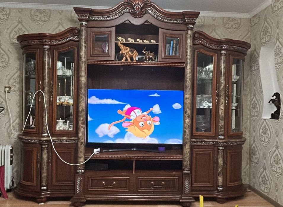 Продам горку для зала