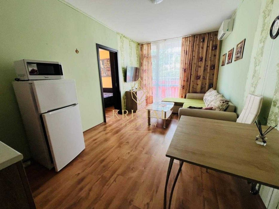 Продава се Двустаен апартамент в к.к. Слънчев бряг - 40 кв.м за 1700 €/кв.м - Снимка #2