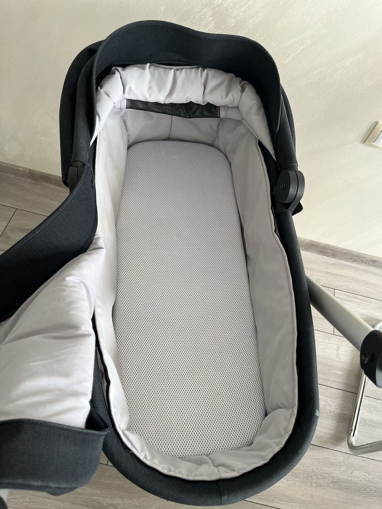 Количка Mutsy Nio Black 2 в 1+Подаръци