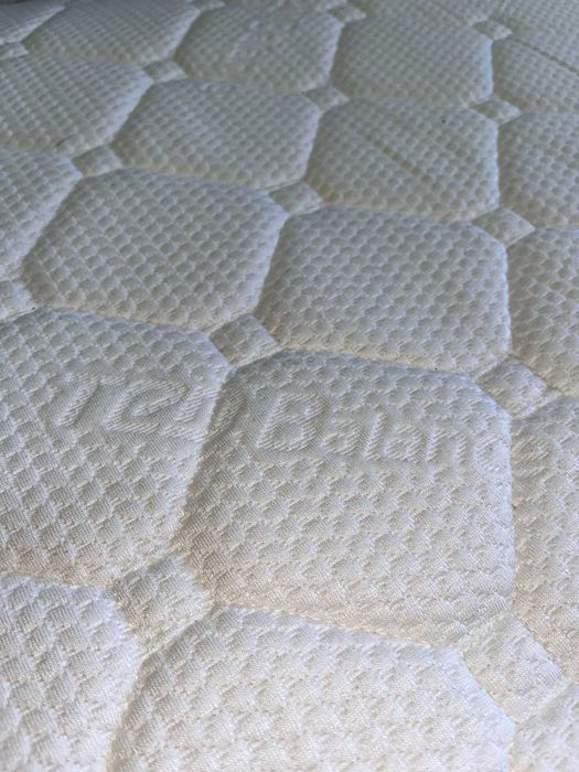 Две Броя легла с подматрачна рамка плюс матраци ТЕД balance