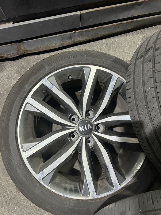 Комплект шин и дисков Continental