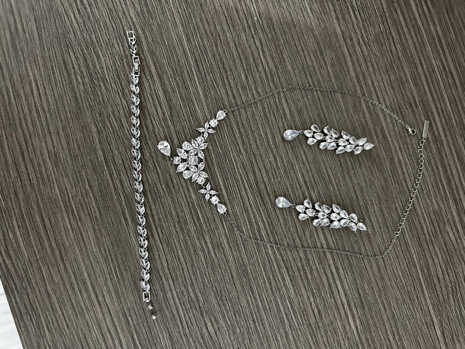 Vand bijuterii mireasa zirconiu