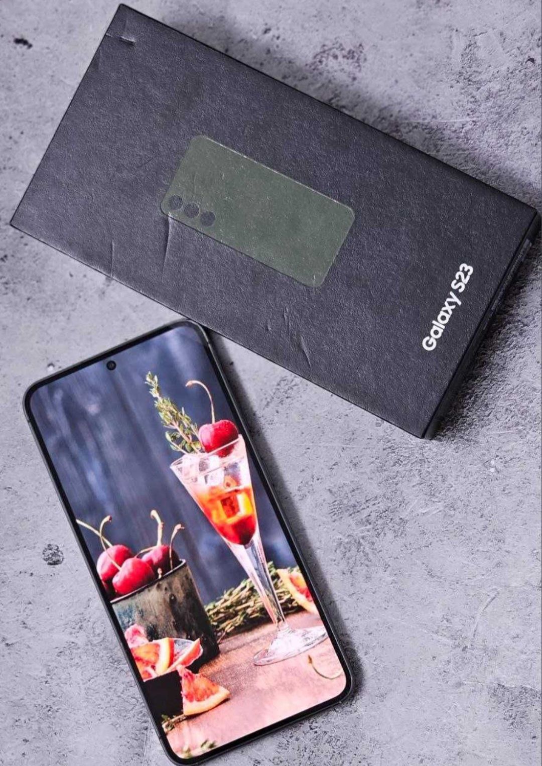Продам Самсунг S23/128