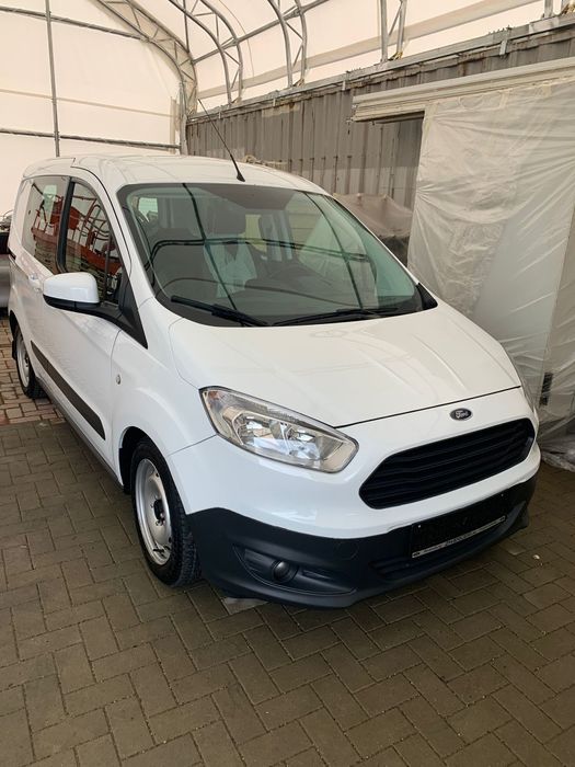 Ford Transit Courier