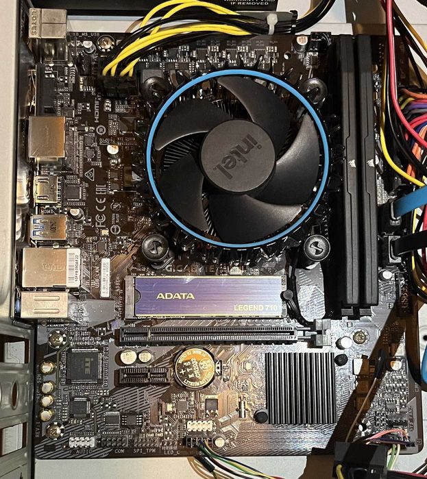 Kit GIGABYTE H610M S2H V2 DDR5 (garantie) + i3-12100 + cooler stock