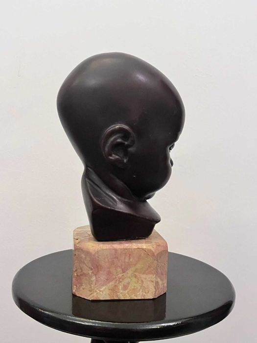 Statueta bibelou figurina bibelouri ieftina grea deosebita semnata
