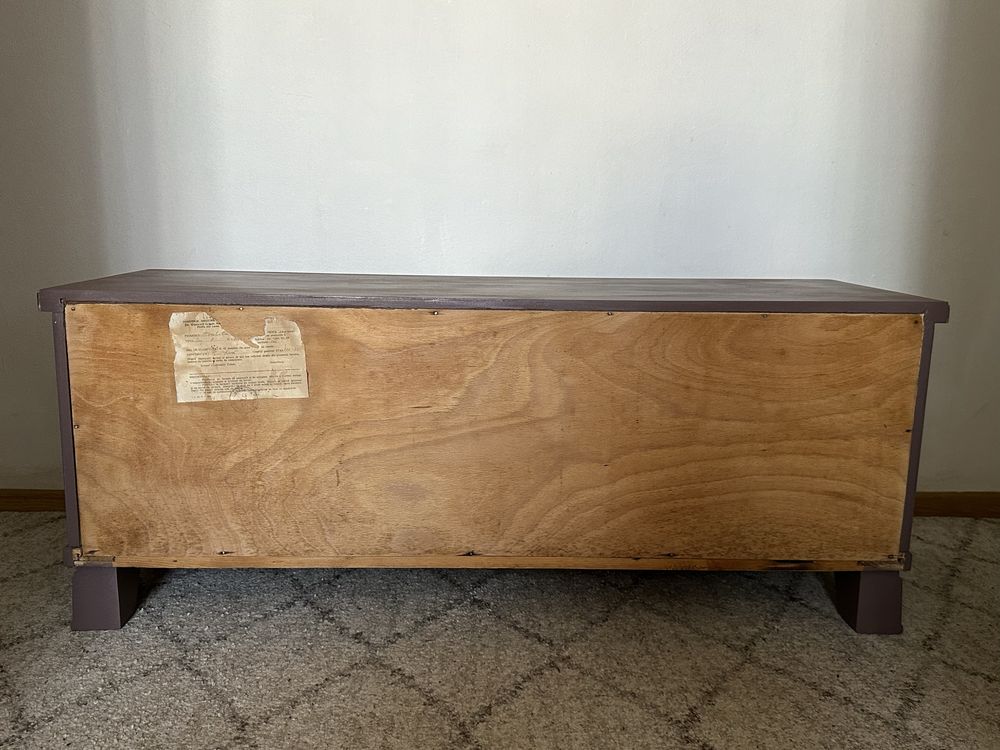 Comoda din lemn masiv, mobila de 60-80 ani reconditionata