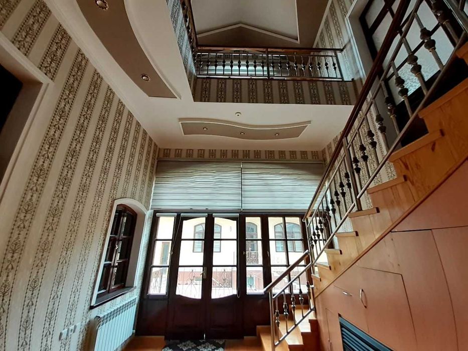 Uy sotiladi Salamatinada joylashgan