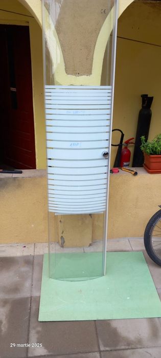 Geamuri cabina de duș!
