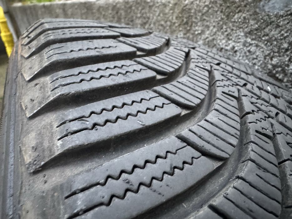 4 Anvelope iarna Hankook Winter Icept RS2